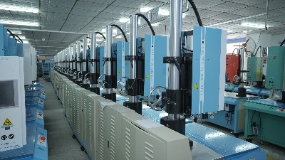 江門伺服超聲波焊接機(jī)在電子設(shè)備應(yīng)用潛力發(fā)展